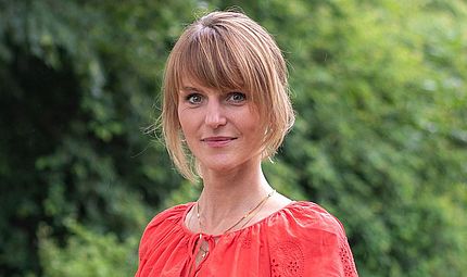 Elisa Jung